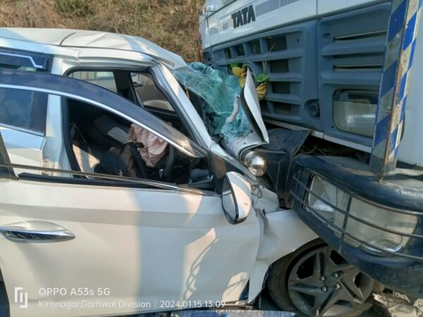 ऋषिकेश-बदरीनाथ राष्ट्रीय राजमार्ग पर कीर्तिनगर के समीप सड़क दुर्घटना में उप जिला अस्पताल श्रीनगर के सीएमएस की मृत्यु