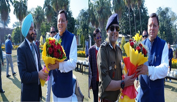 मुख्यमंत्री पुष्कर सिंह धामी से नववर्ष के अवसर पर मुख्य सचिव डॉ. एस.एस संधु के नेतृत्व में भारतीय प्रशासनिक सेवा के वरिष्ठ अधिकारियों तथा डीजीपी अभिनव कुमार के साथ भारतीय पुलिस सेवा के अधिकारियों ने की भेंट
