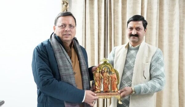 बीकेटीसी अध्यक्ष अजेंद्र अजय ने मुख्यमंत्री पुष्कर सिंह धामी से की भेंट, यात्रा व्यवस्थाओं को लेकर की चर्चा