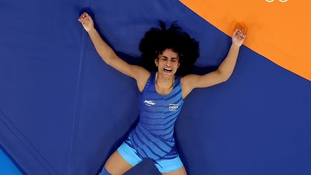 अयोग्य घोषित होने के बाद बेहोश हुईं Vinesh Phogat