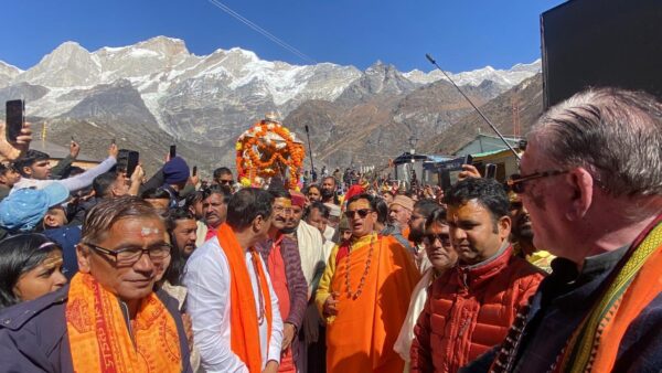 बाबा केदारनाथ की पंचमुखी उत्सव मूर्ति पहुंची मंदिर परिसर, भैयादूज को बंद होंगे श्री केदारनाथ धाम के कपाट