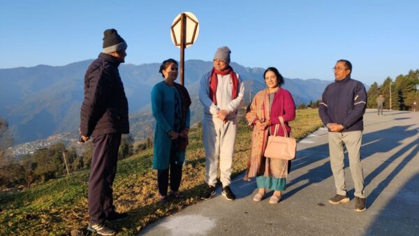 भराड़ीसैंण में मॉर्निंग वॉक के दौरान सीएम पुष्कर सिंह धामी ने स्थानीय लोगों से की मुलाकात