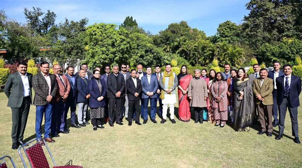 मुख्यमंत्री धामी ने दी नववर्ष की शुभकामनाएं, कहा – सभी प्रदेशवासियों के योगदान से उत्तराखण्ड को देश का अग्रणी राज्य बनाया जायेगा