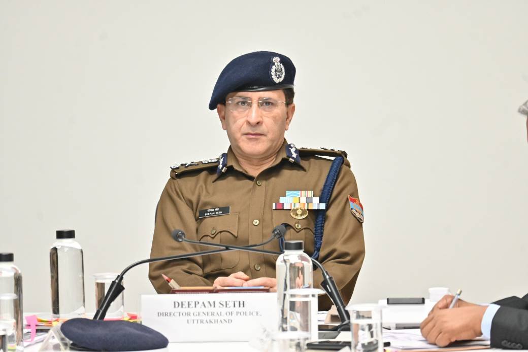 राष्ट्रीय खेलों के आयोजन हेतु DGP ने की हाई लेवल मीटिंग, तैयारियों का लिया जायजा, खिलाड़ियों के साथ साये की तरह रहेगी पुलिस