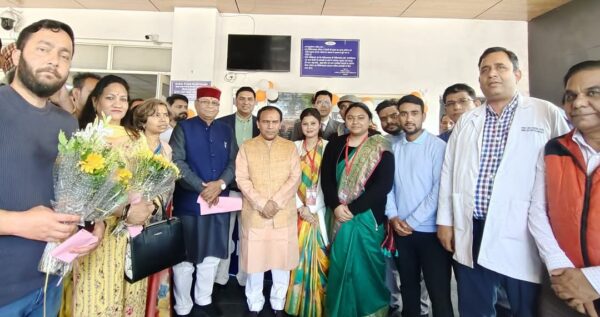 दून अस्पताल में आधा दर्जन चिकित्सा सुविधाओं का विस्तार, स्वास्थ्य मंत्री डॉ. धन सिंह रावत ने किया विधिवत शुभारम्भ, कहा – अस्पताल में आने वाले मरीजों को मिलेगी हर प्रकार की सुविधाएं