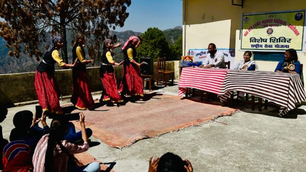 भक्त दर्शन राजकीय स्नातकोत्तर महाविद्यालय जयहरीखाल में सात दिवसीय विशेष शिविर का समापन समारोह