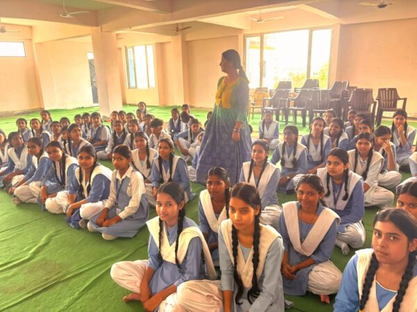 बच्चों के सर्वांगीण विकास के साथ योग व आयुर्वेद के प्रति जागरूकता जरूरी – डॉ. अवनीश उपाध्याय