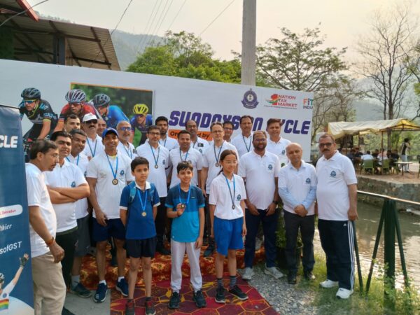 केंद्रीय जीएसटी आयुक्तालय ने किया साइकिल मैराथन का आयोजन