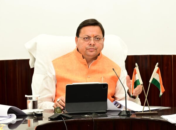 मुख्यमंत्री पुष्कर सिंह धामी ने दी विभिन्न विकास योजनाओं की वित्तीय स्वीकृति