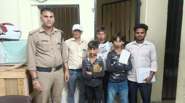 एसपी तृप्ति भट्ट के निर्देश पर हुई रूटीन चेकिंग में जीआरपी ने पेश की मानवता की मिसाल, हरिद्वार रेलवे स्टेशन पर संदिग्ध हालात में मिले तीनों नाबालिगों को चाइल्ड हेल्पलाइन को सौंपा