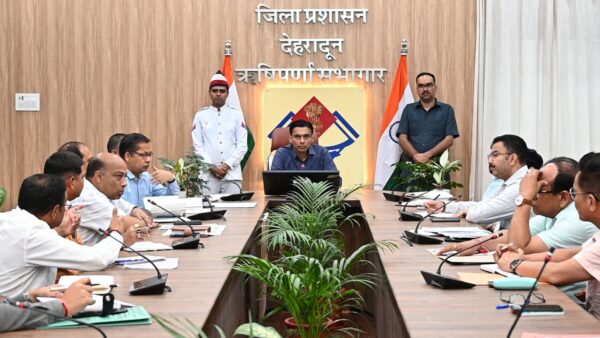 राष्ट्रपति मुर्मु के दौरे की तैयारी में जुटा उत्तराखंड, डीएम सविन बंसल ने दिए समय पर काम पूरा करने के निर्देश