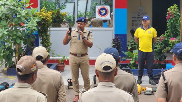 लक्ष्मणझूला पुलिस ने मानसून ओर कांवड़ मेले के दृष्टिगत बेहतर आपदा प्रबंधन के लिए किया एक दिवसीय प्रशिक्षण