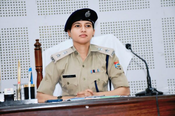 एसपी IPS तृप्ति भट्ट का अपराधियों पर कड़ा प्रहार जारी, जीआरपी ने जहरखुरानी कर चोरी करने वाले शातिर शौकत अली को किया गिरफ्तार