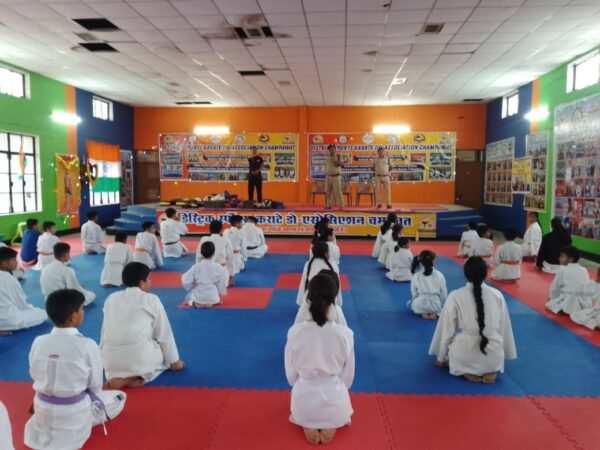 ड्रग्स फ्री देवभूमि : एसपी अजय गणपति के निर्देश पर लोहाघाट पुलिस ने नशे के खिलाफ चलाया जन जागरूकता अभियान