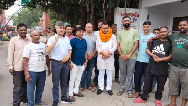 राज्यमंत्री हेमराज बिष्ट पहुंचे कोटद्वार, सदस्य गौ सेवा आयोग धर्मवीर गुसाईं के नेतृत्व में कौड़िया में हुआ भव्य स्वागत