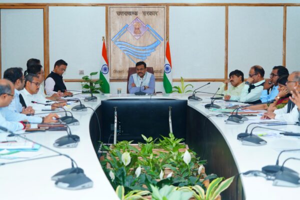 मुख्य सचिव आनंद बर्धन ने की विकास कार्यों की समीक्षा, दिए कई अहम निर्देश; जियो-टैगिंग, लैंड बैंक और पार्किंग पर विशेष फोकस