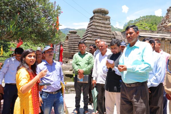 डीएम स्वाति एस. भदौरिया ने किया पैठाणी स्थित राहु मंदिर का निरीक्षण, मंदिर के संरक्षण, सौंदर्यीकरण व मूलभूत सुविधाओं को लेकर दिये आवश्यक दिशा-निर्देश
