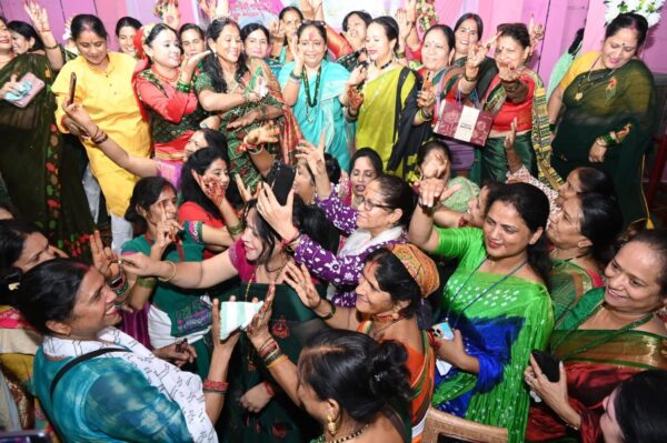 विधानसभा अध्यक्ष ऋतु खण्डूडी भूषण ने कोटद्वार में हरियाली तीज महोत्सव का किया शुभारंभ