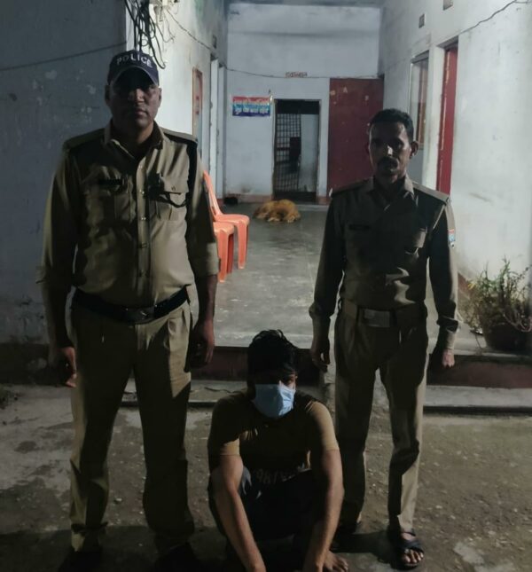 ऑपरेशन कालनेमि : गृहप्रवेश में ‘किन्नर’ बनकर पहुंचे संदिग्ध, एक व्यक्ति गिरफ्तार, तीन फरार