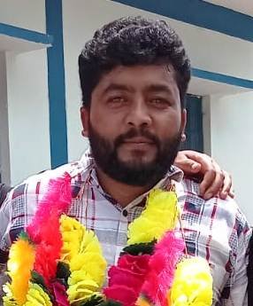 दशोली ब्लॉक की धारकुमाला ग्राम पंचायत के महेंद्र कुमार टॉस से बने प्रधान