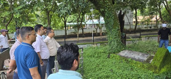 शहर के बीचो-बीच एनआईवीएच जैसे बड़े संस्थान में दृष्टिबाधितों का वर्षों से रास्ता रोके खड़ा था अवैध अतिक्रमण; जिला प्रशासन ने किया ध्वस्त