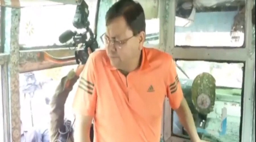 उत्तरकाशी धराली आपदा : राहत-बचाव कार्य जारी, CM धामी ने रेस्क्यू किए गए लोगों से मुलाकात