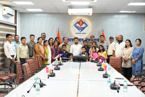 रक्षाबंधन पर बाजार में आकर्षक ईको फ्रेंडली सीड राखियों की धूम, पर्यावरण अनुकूल बीज राखी से तैयार होगी भाई-बहन के अटूट प्रेम की पौध